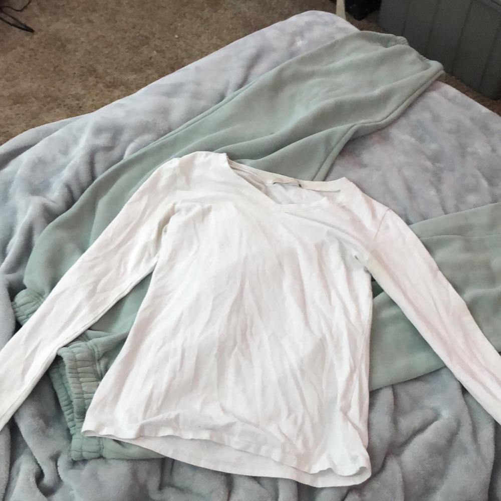 White long sleeve with v neck
